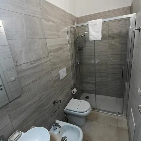 Marale Nocleg ze śniadaniem 4*